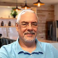 Dan L.